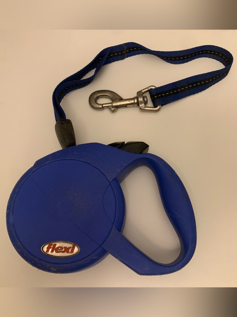 Flexi Size Large Retractable Dog Leash